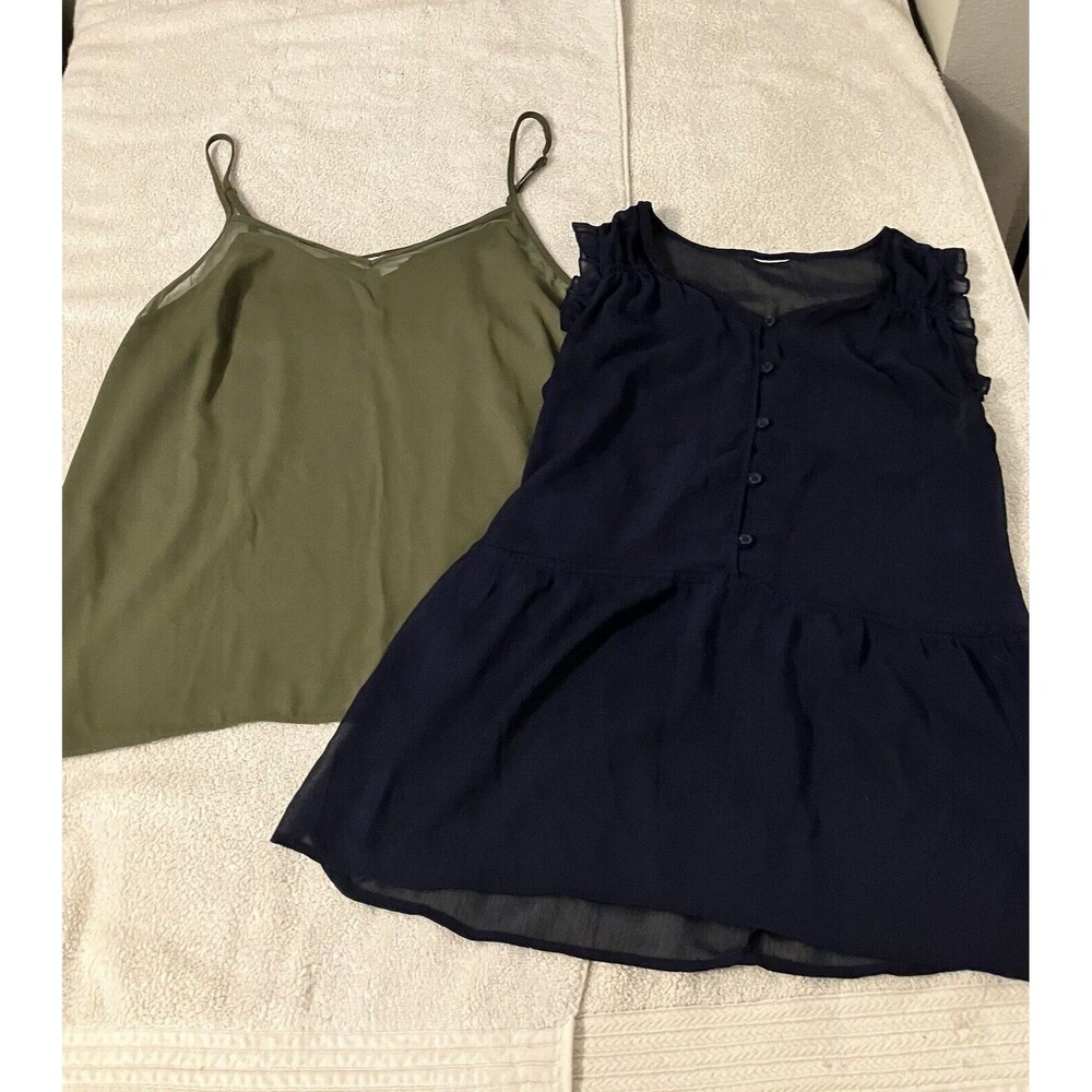 Nine West Olive Green V- Neck Tank Top And Navy Button Up Sleeveless Top Sz L/XL